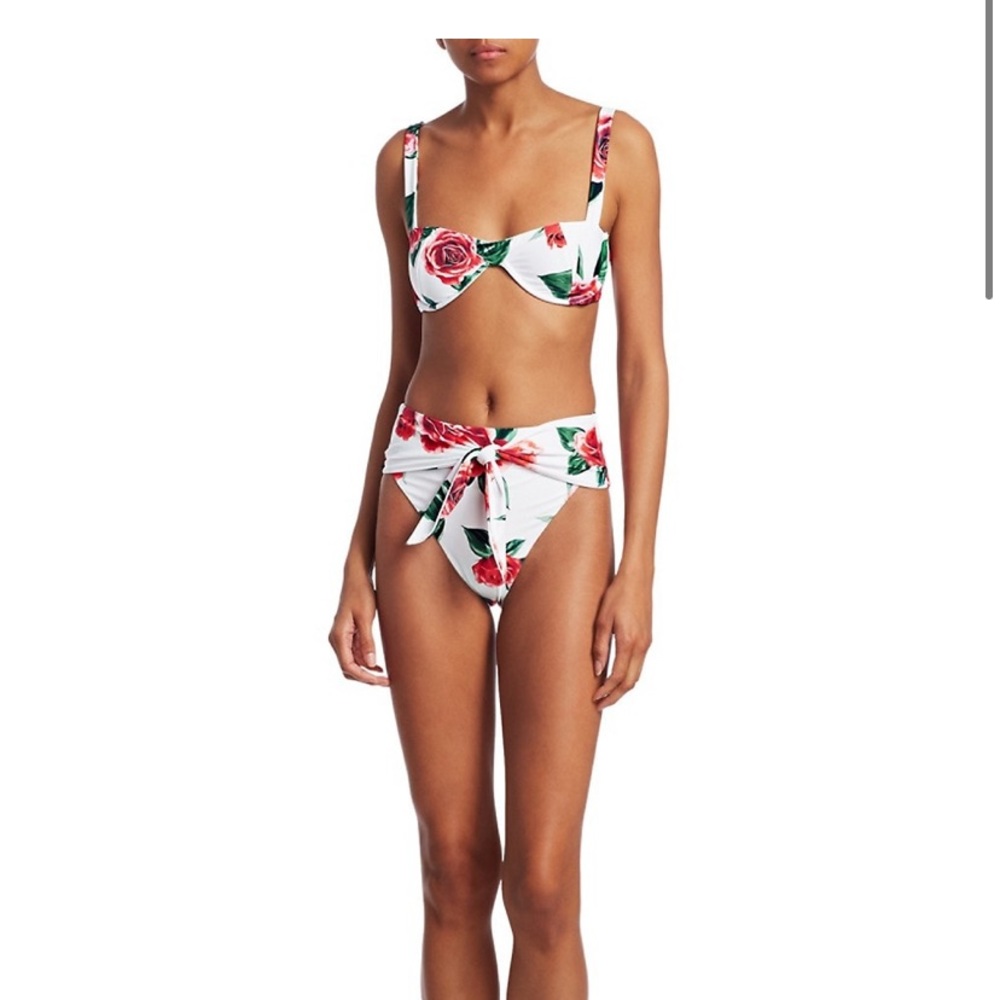 Ovia x weworewhat top and bottom bikini swimsuit in white roses XS